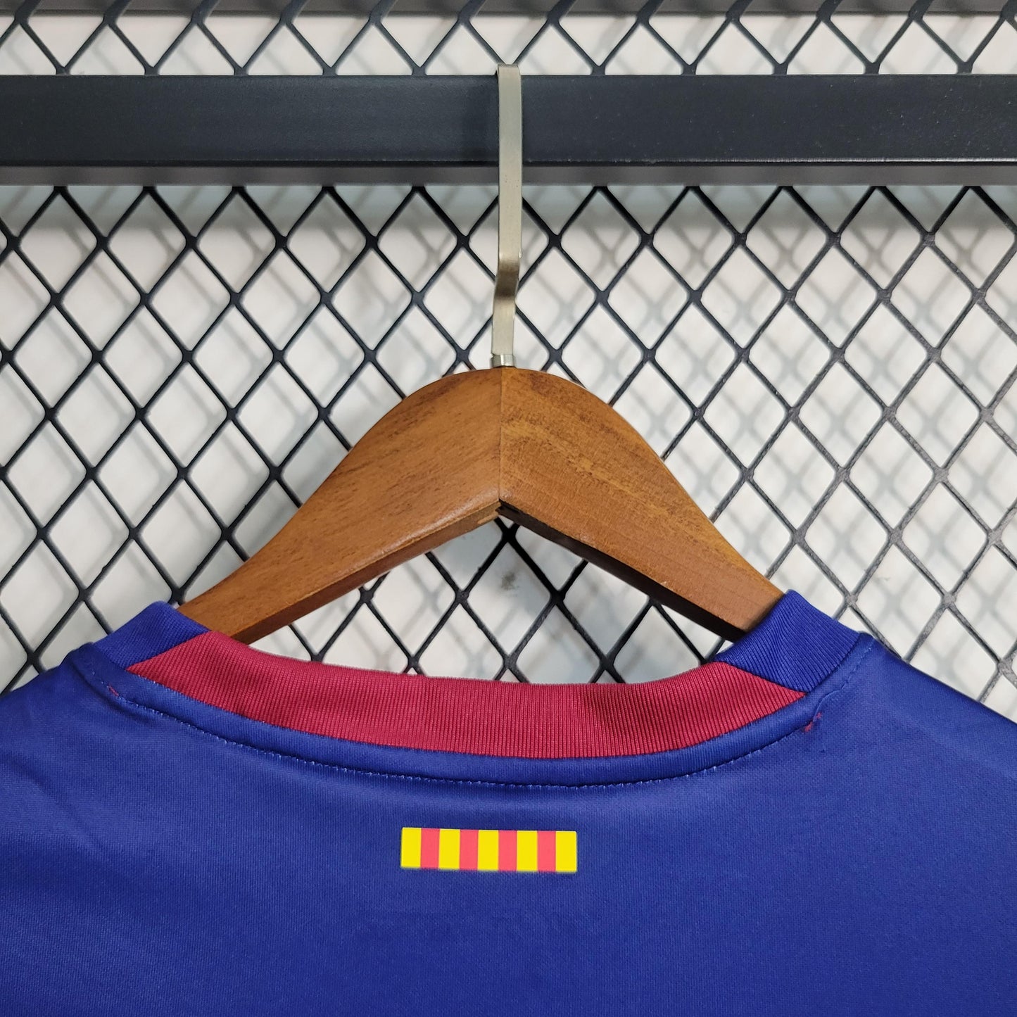 Camisa Barcelona 1 - Manga Longa - 2023/24