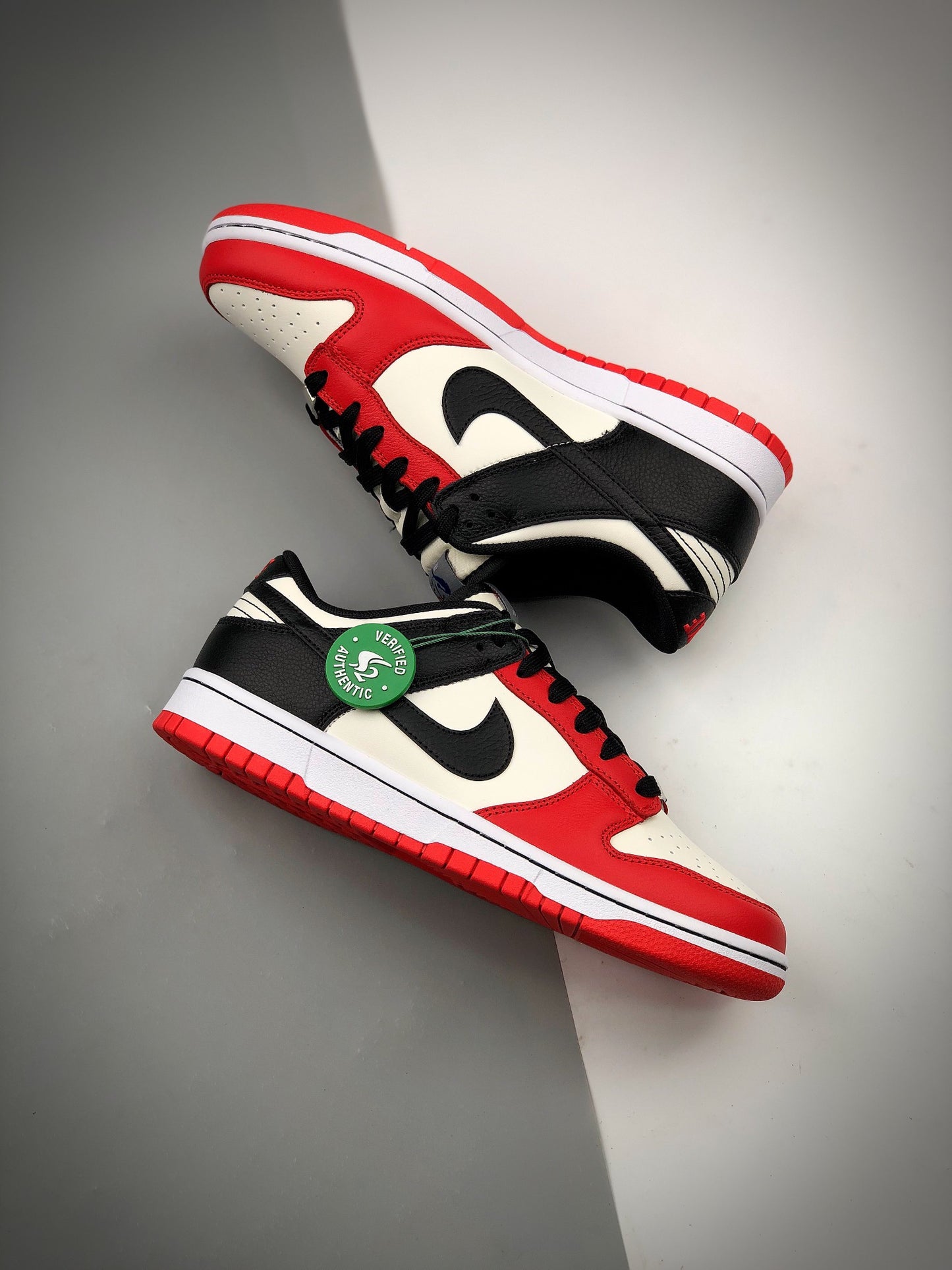 Nike NBA x Dunk Low EMB 75th Anniversary - Bulls