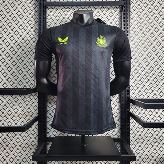 Camisa New Castle Treino - Modelo Jogador - 2023/24