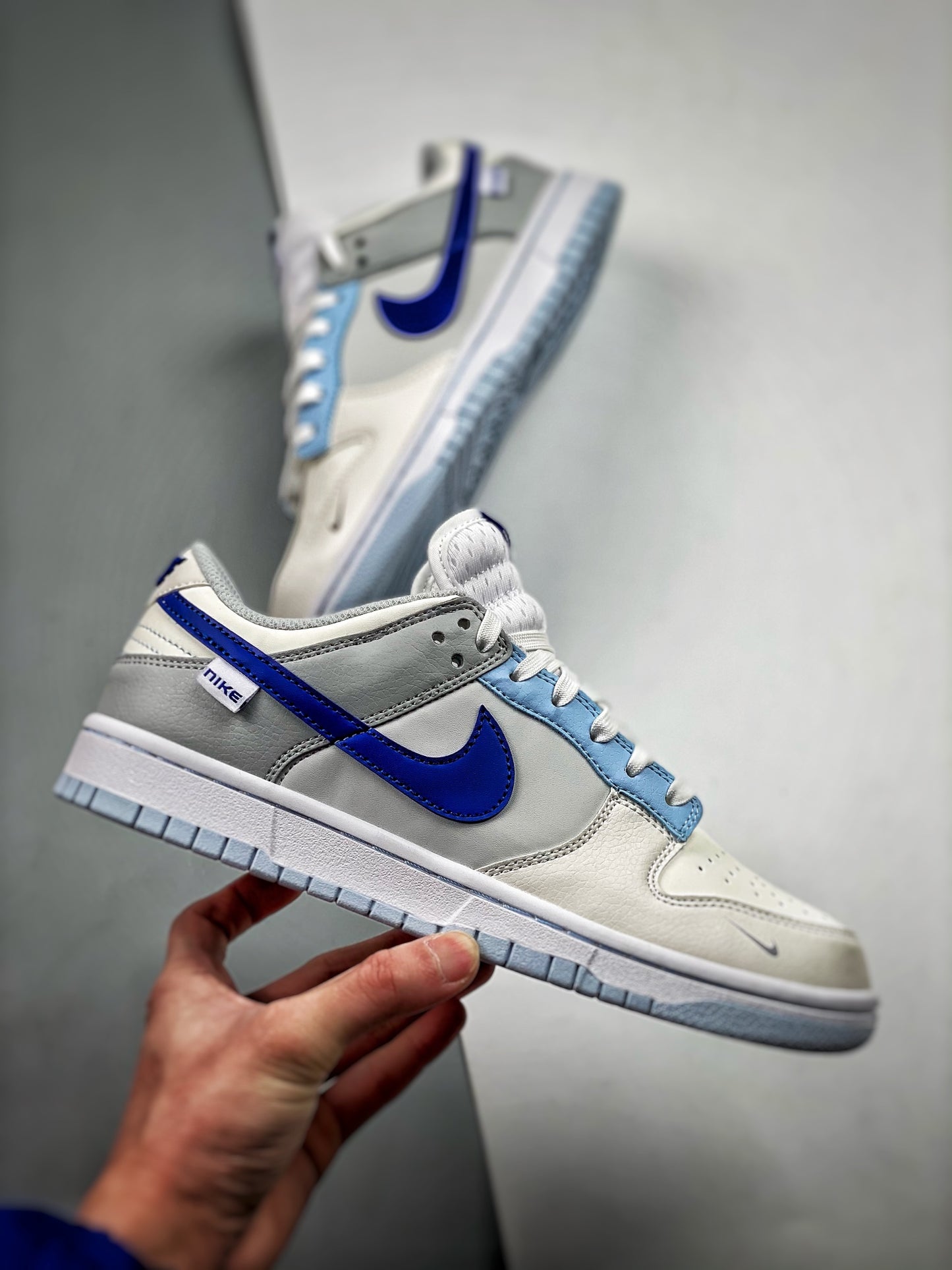 Nike Dunk Low GS Ivory Hyper Royal