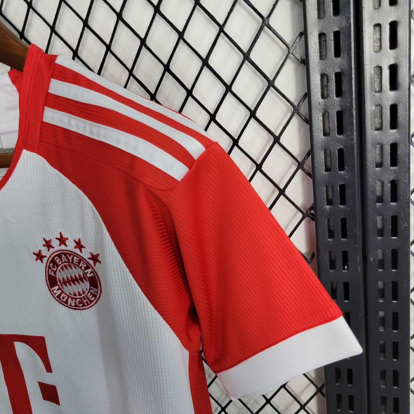 Kit Infantil Bayern 1 - 2023/24