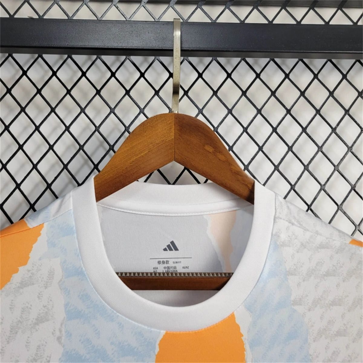 Camisa Real Madrid - Pré-jogo - 2024/25