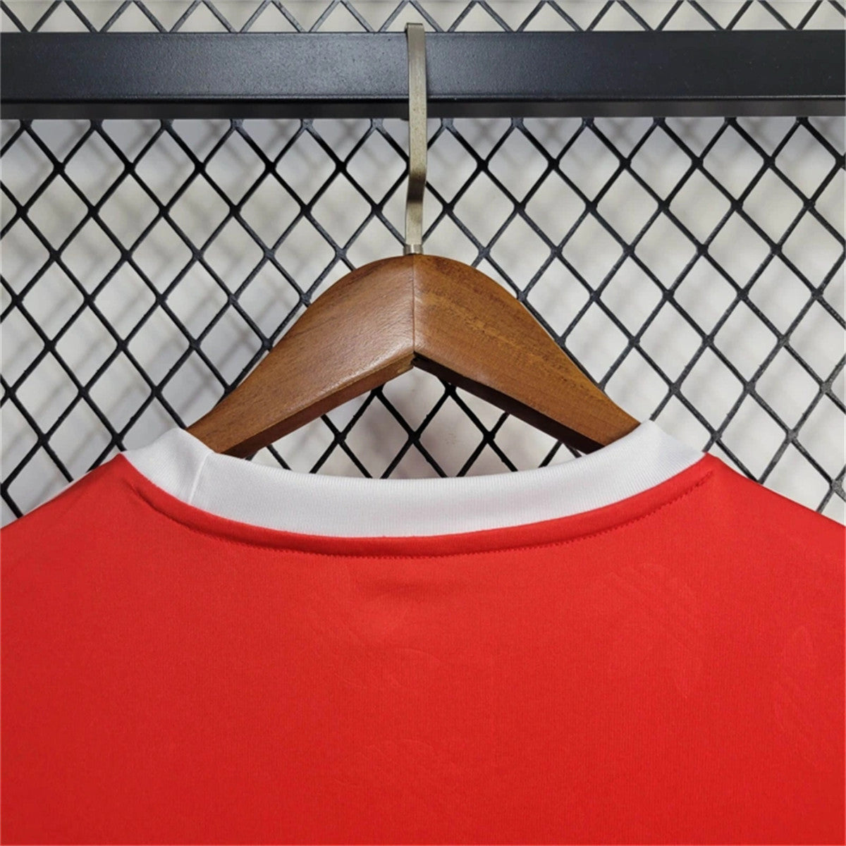 Camisa Bayern Black - Edição Especial Red - 2024/25