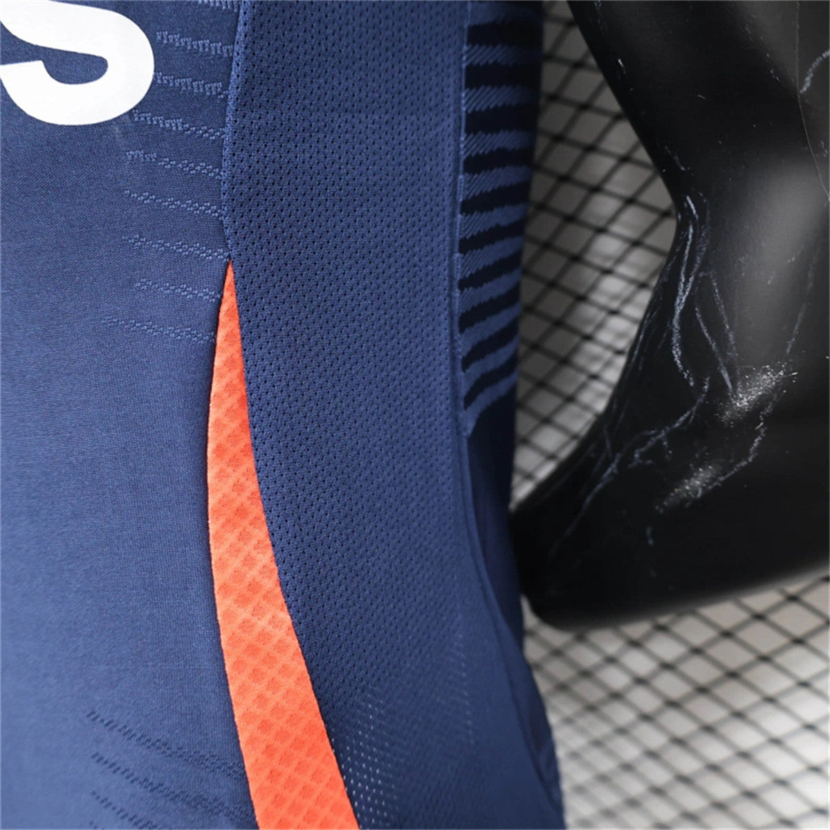 Camisa Manchester United - Treino - Versão Jogador - 2024/25