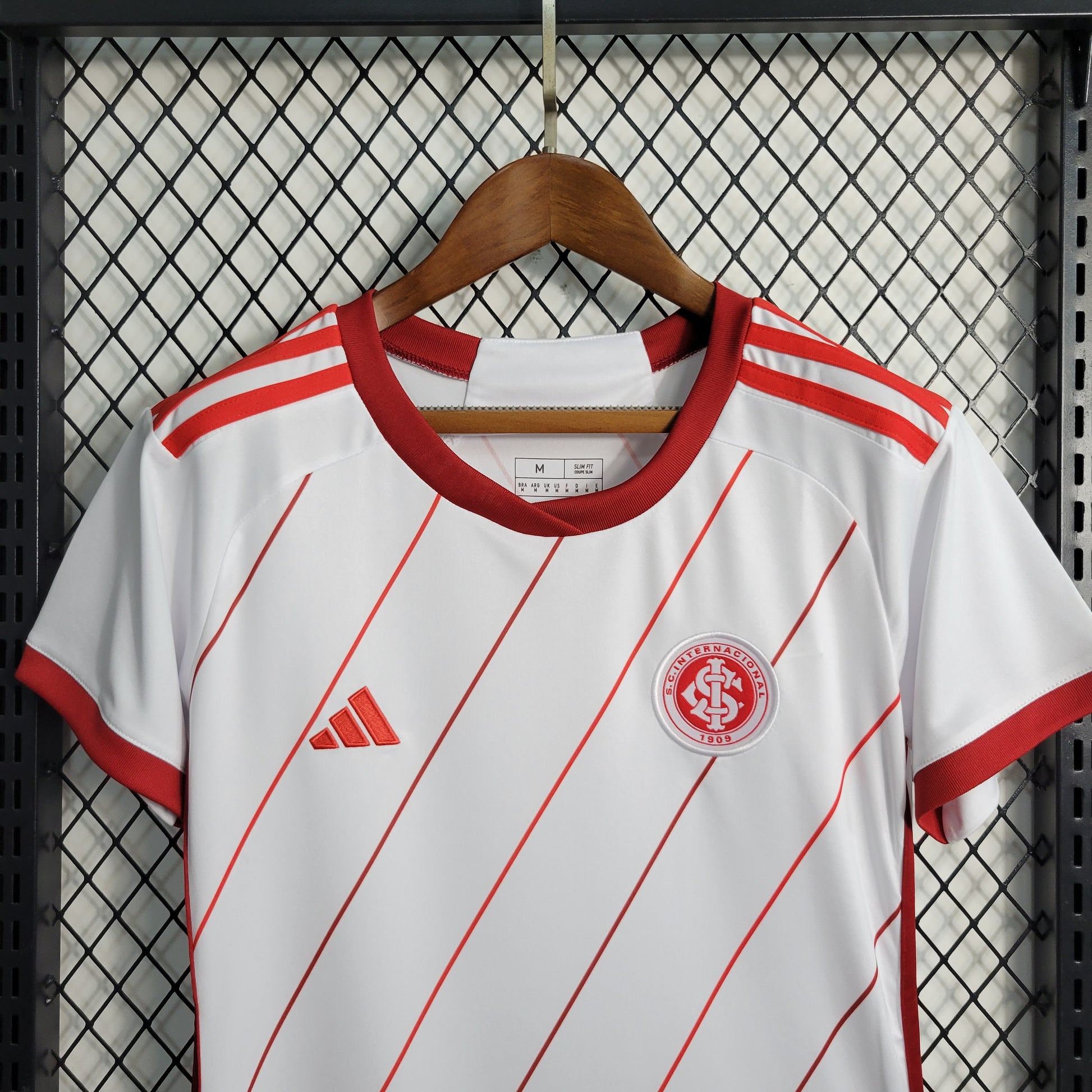 Camisa Internacional 2 - Feminina - 23/24 – Loja Bisis