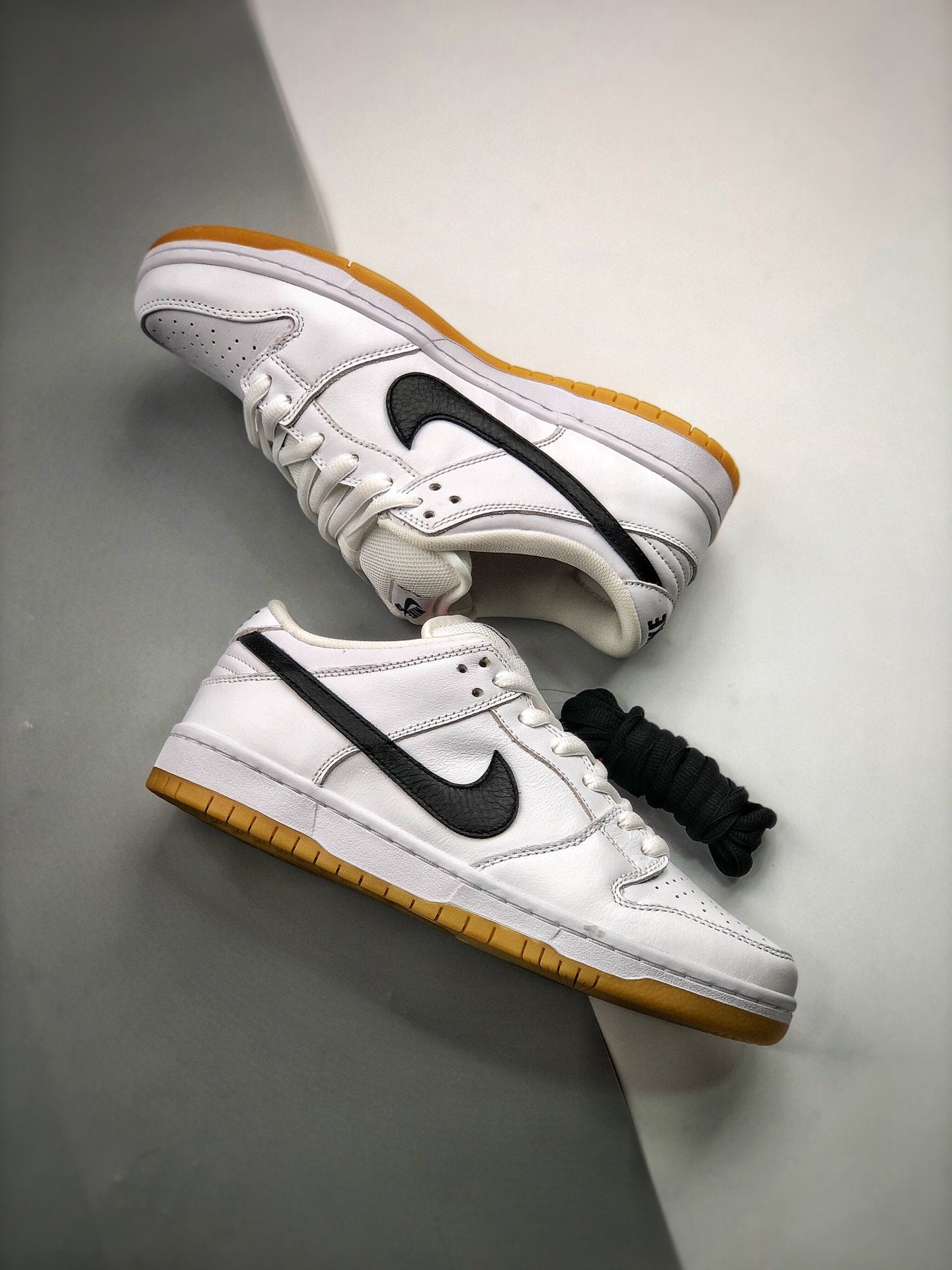 Nike SB Dunk Low Orange Label White