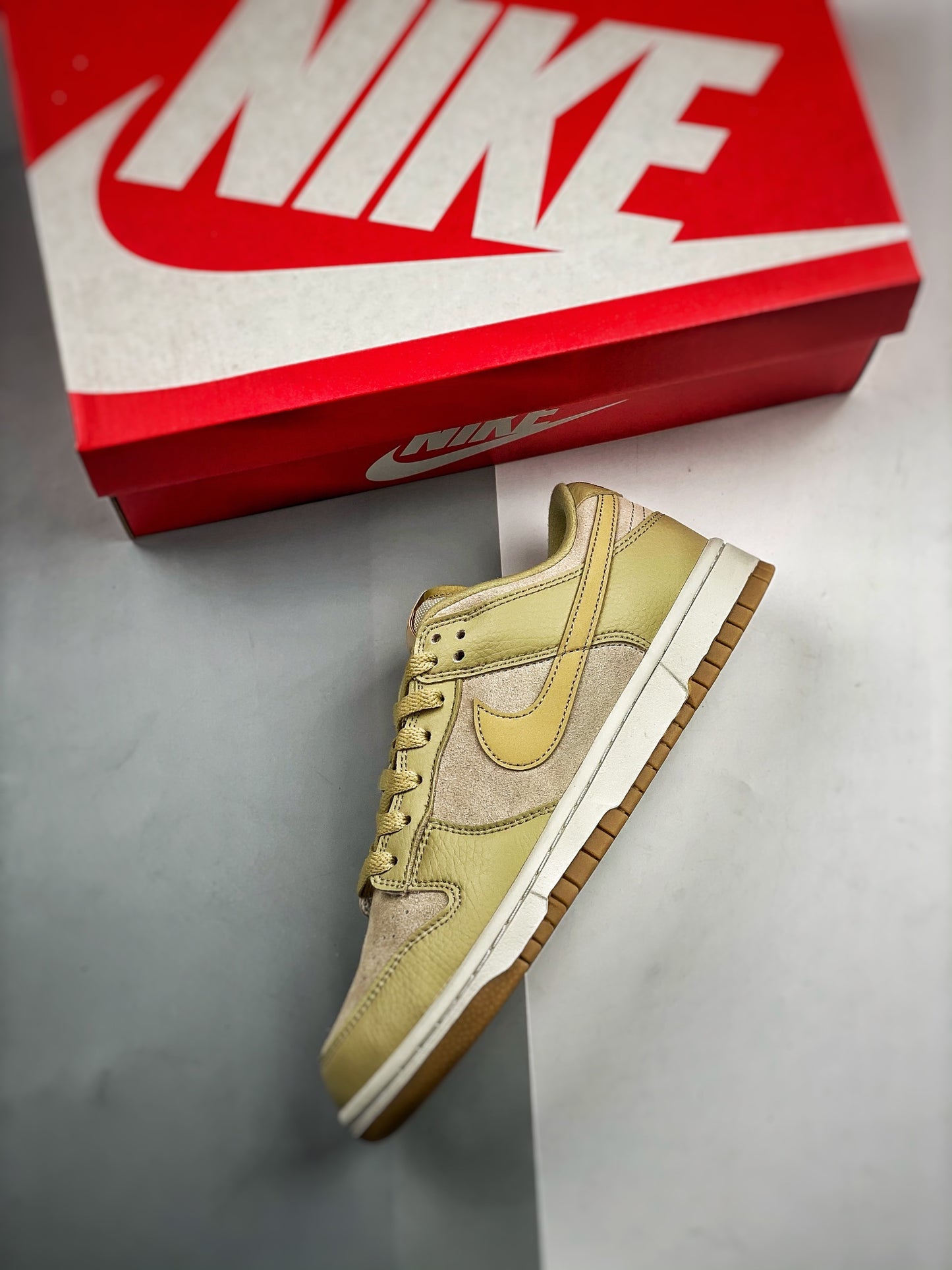 Nike Dunk Low Khaki Suede Gum