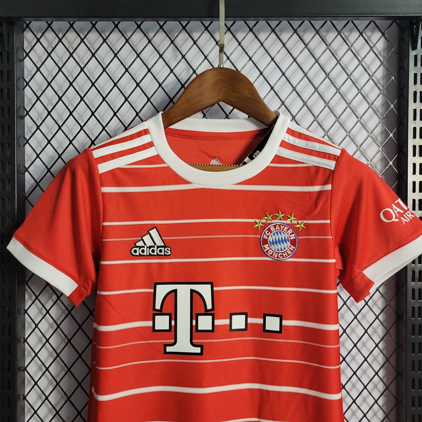 Kit Infantil Bayern 1 - 2022/23