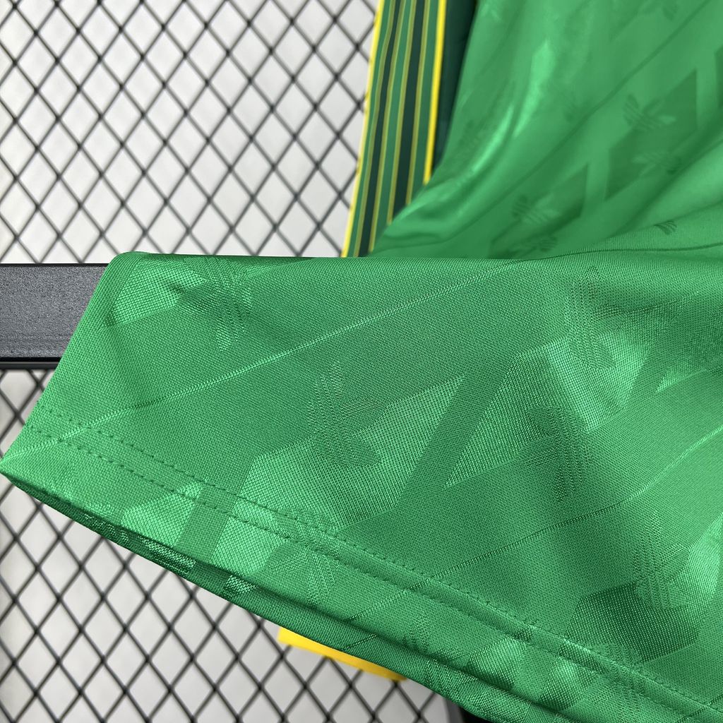 Camisa Celtic - Retrô Style - Manga Longa - 2024/25