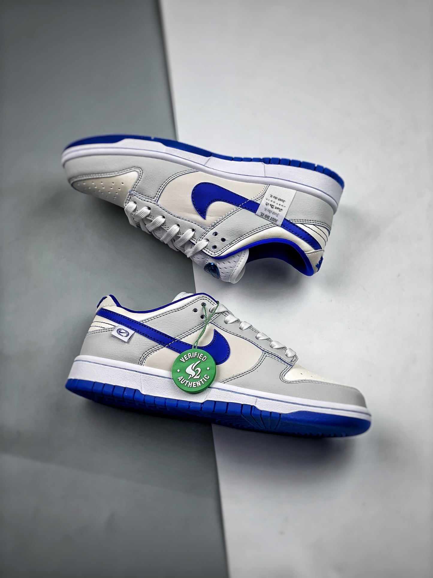 Tênis Nike Dunk Low Worldwide Pack - White Game Royal