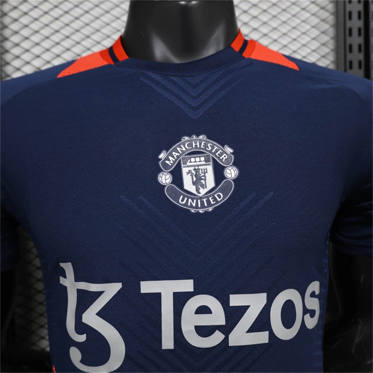 Camisa Manchester United - Treino - Versão Jogador - 2024/25