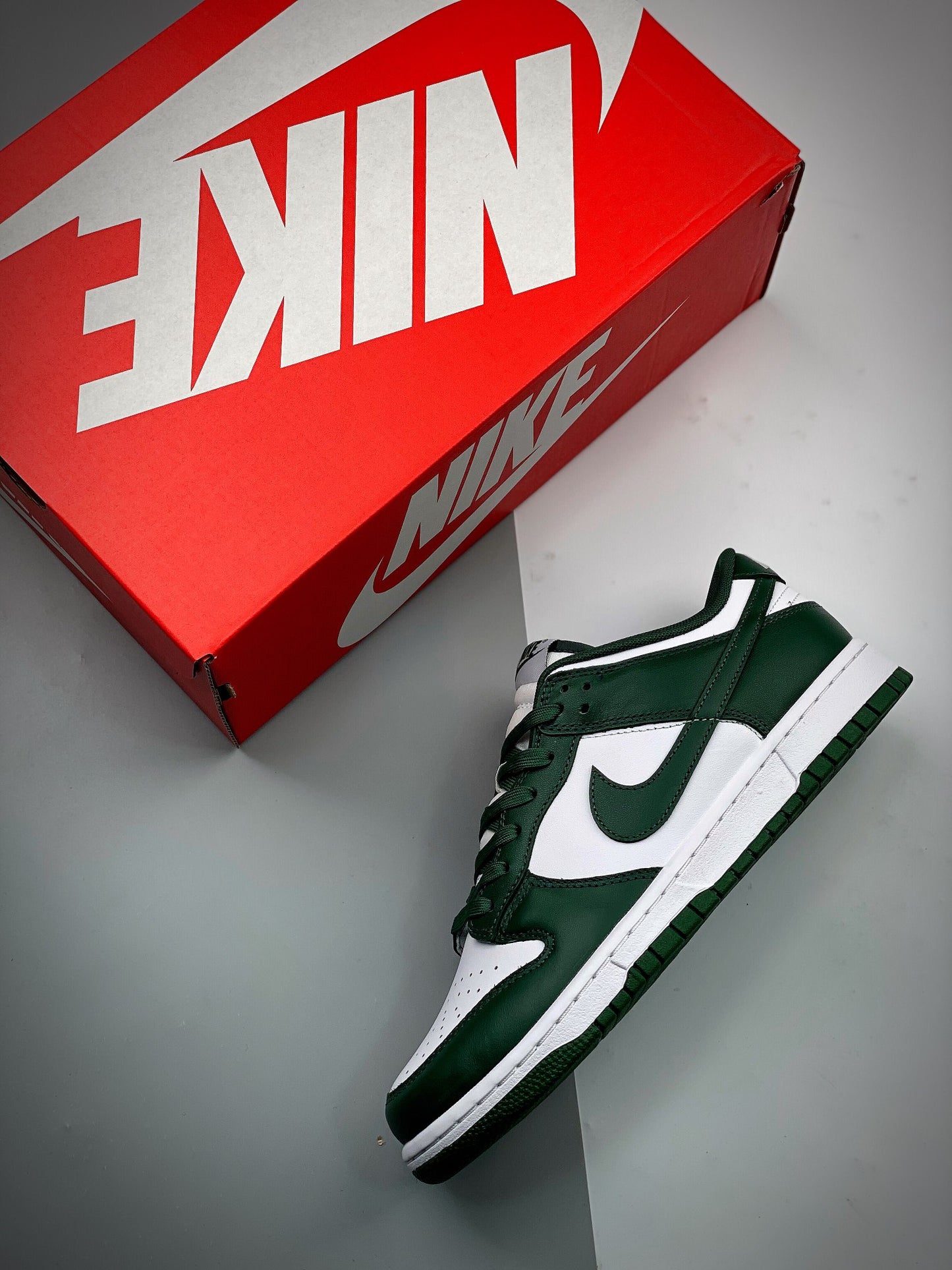 Nike Dunk Low Varsity Green