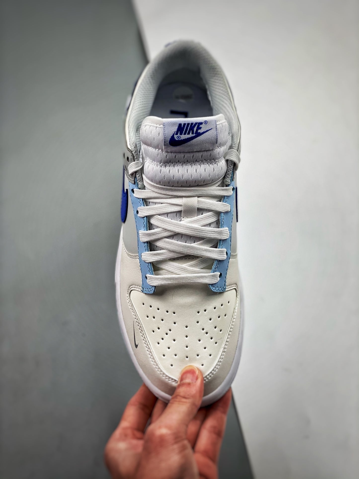 Nike Dunk Low GS Ivory Hyper Royal