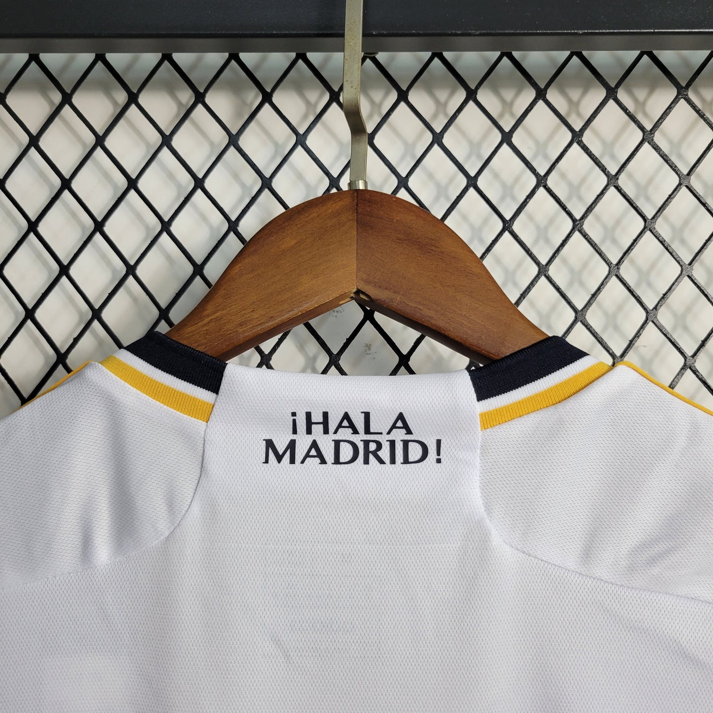 Camisa Real Madrid 1 - Feminina - 2023/24