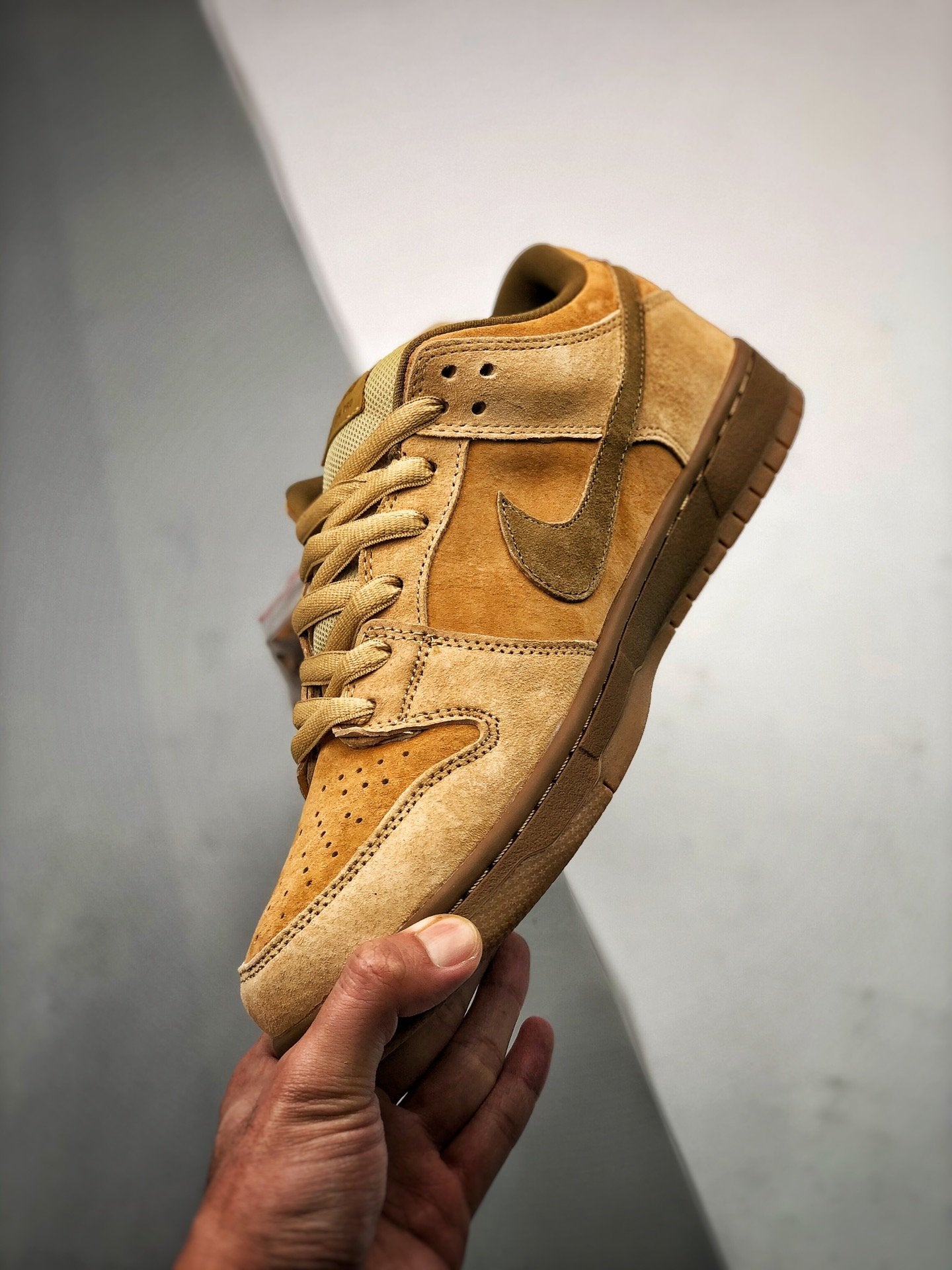 Nike SB Dunk Low Wheat Mocha