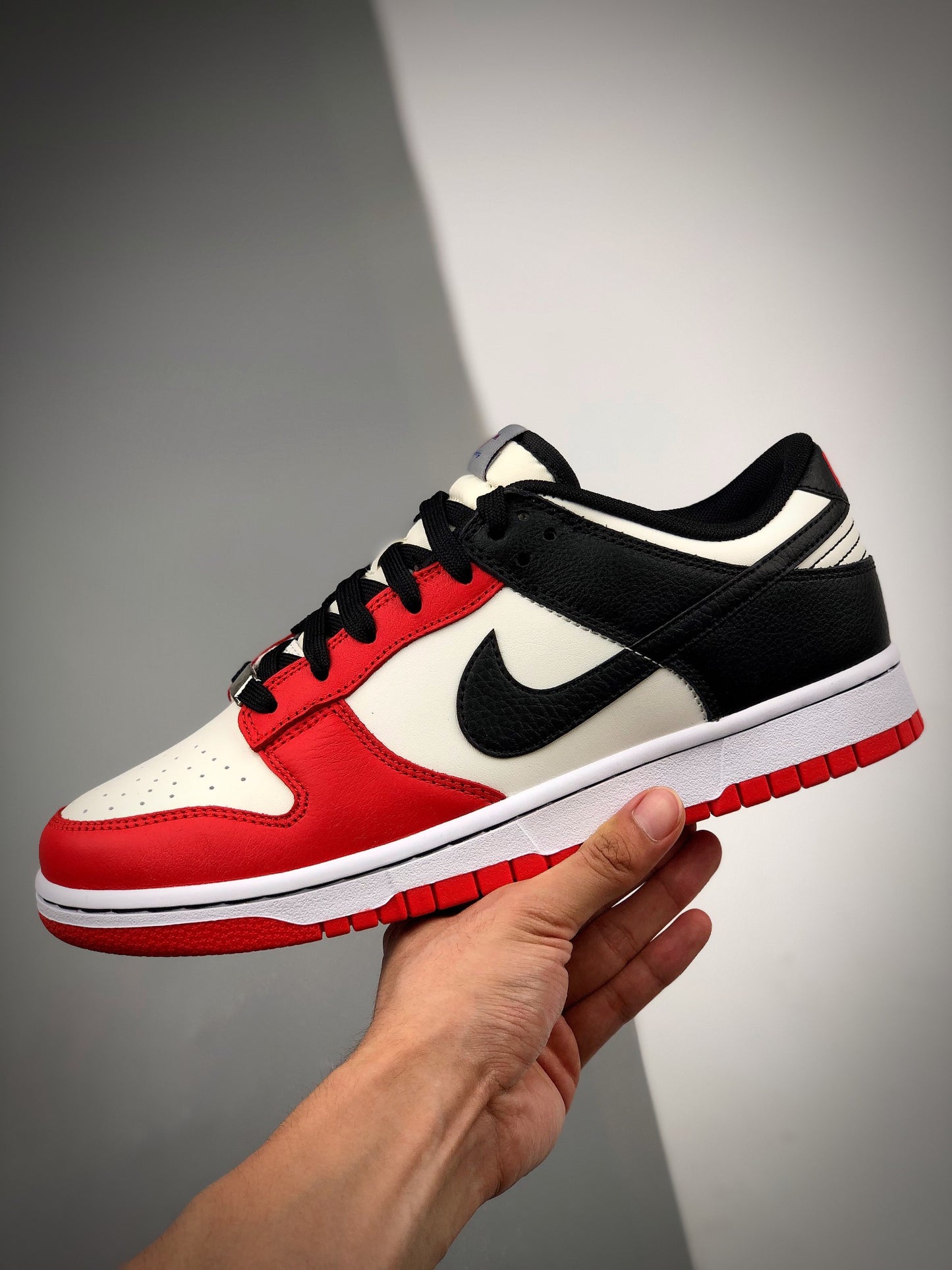 Nike NBA x Dunk Low EMB 75th Anniversary - Bulls