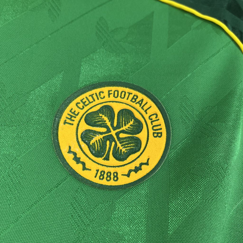 Camisa Celtic - Retrô Style - Manga Longa - 2024/25