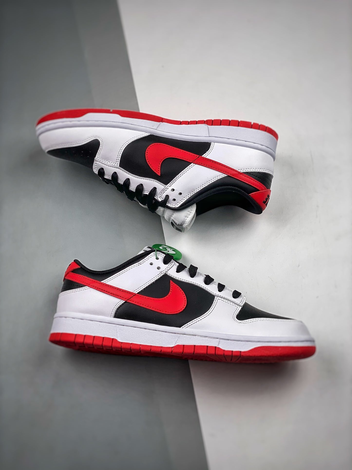 Nike Dunk Low Retro White Black University Red