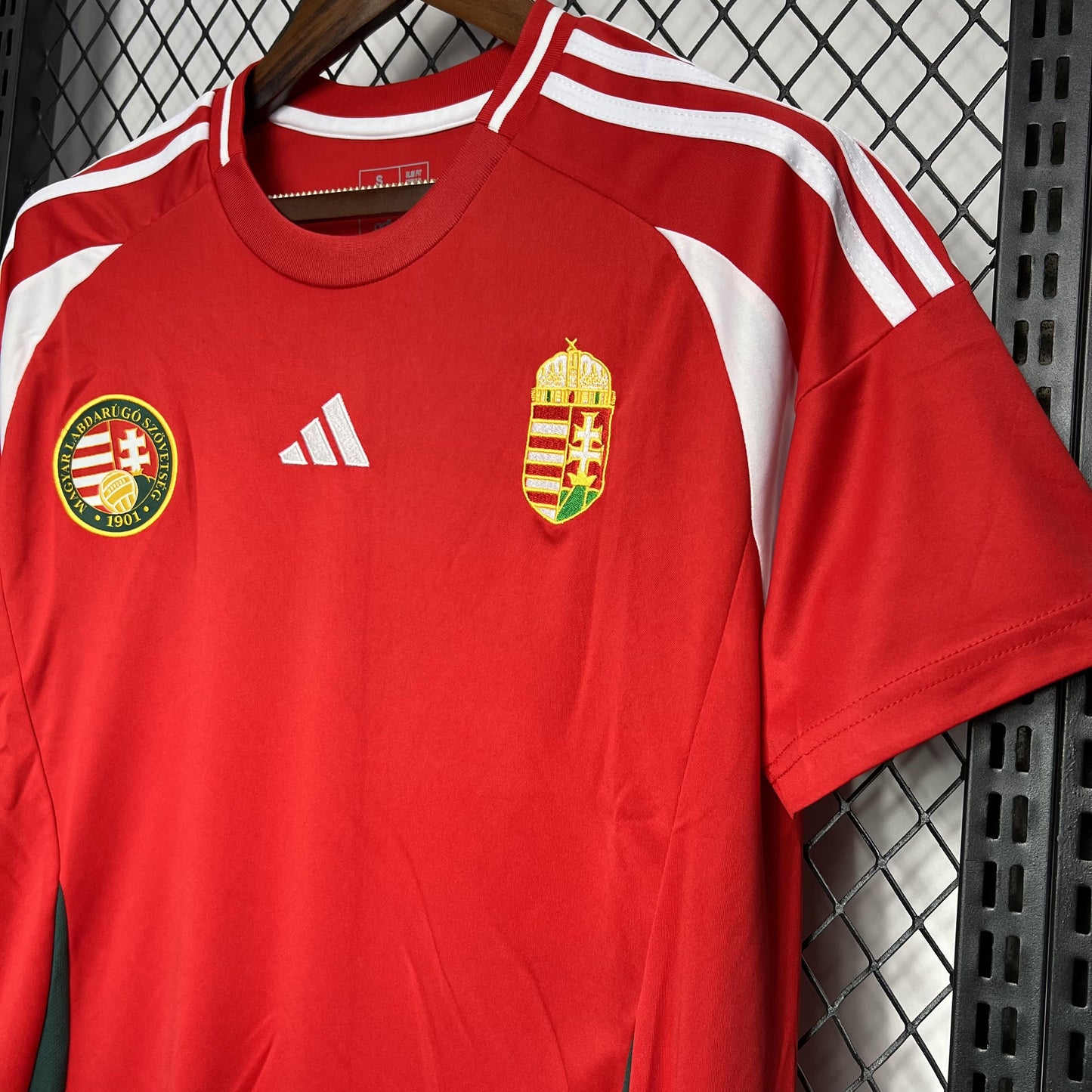 Camisa Hungria 1 - 2024/25