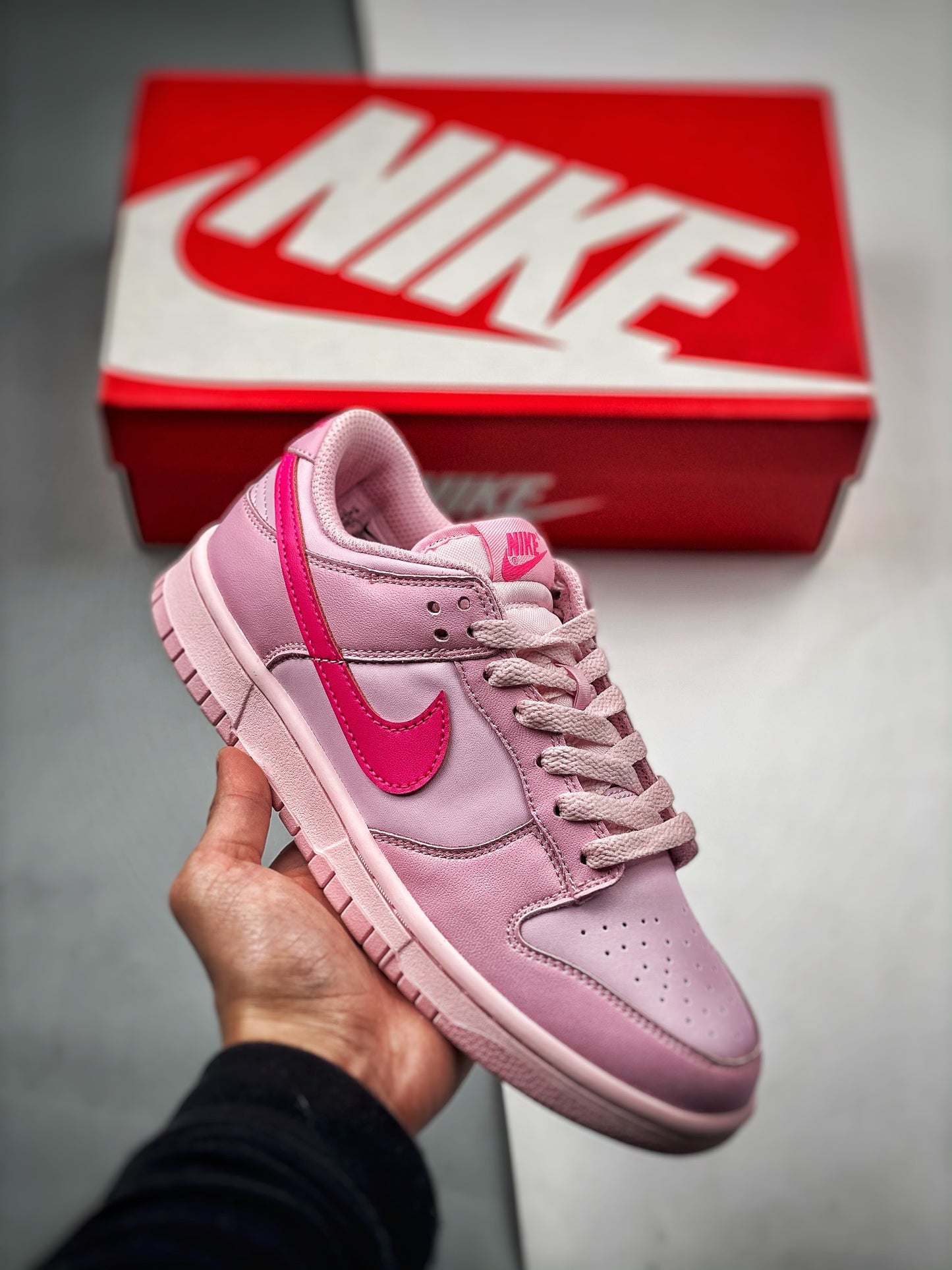 Nike Dunk Low GS Triple Pink - Feminino