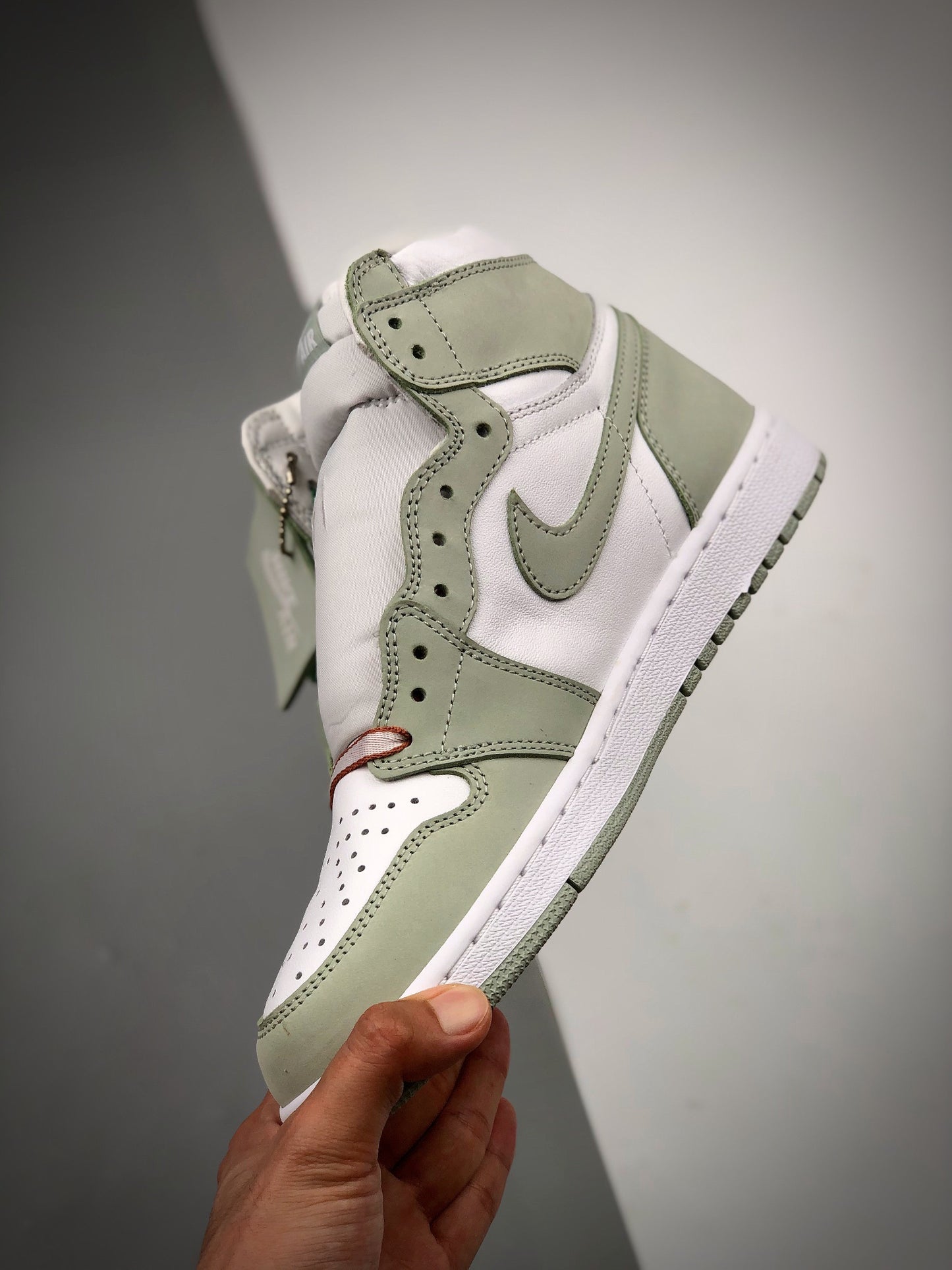 Air Jordan 1 High "Seafoam"