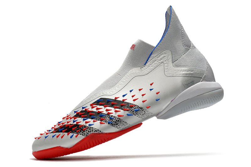 Adidas Predator Freak + - Cinza - Futsal