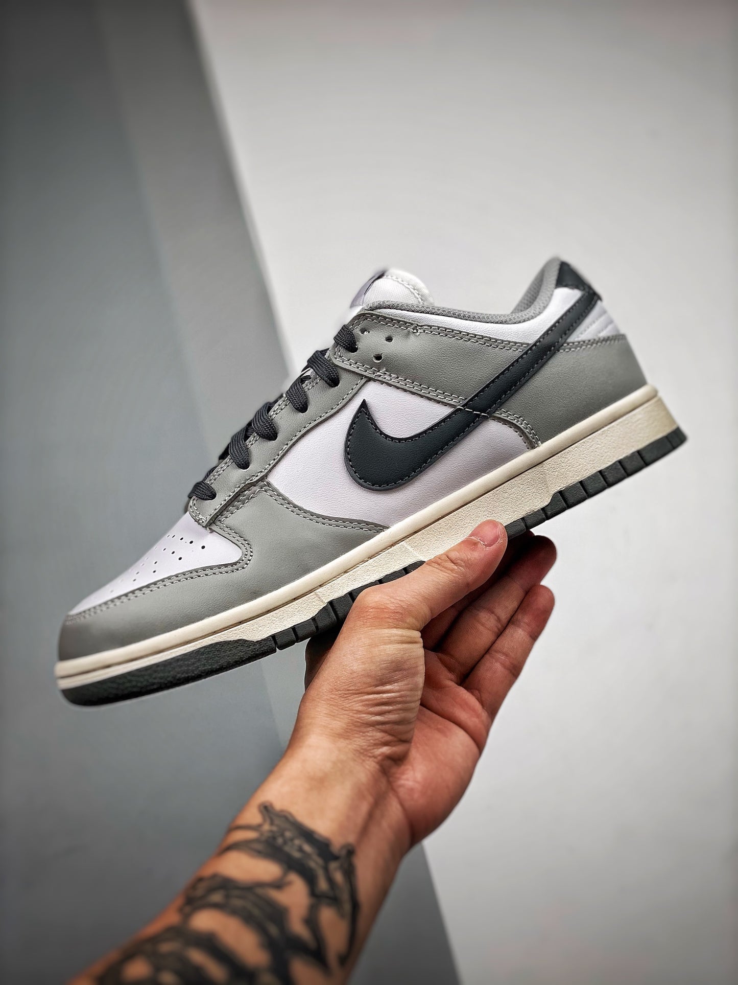 Nike Dunk Low 'Light Smoke Grey'