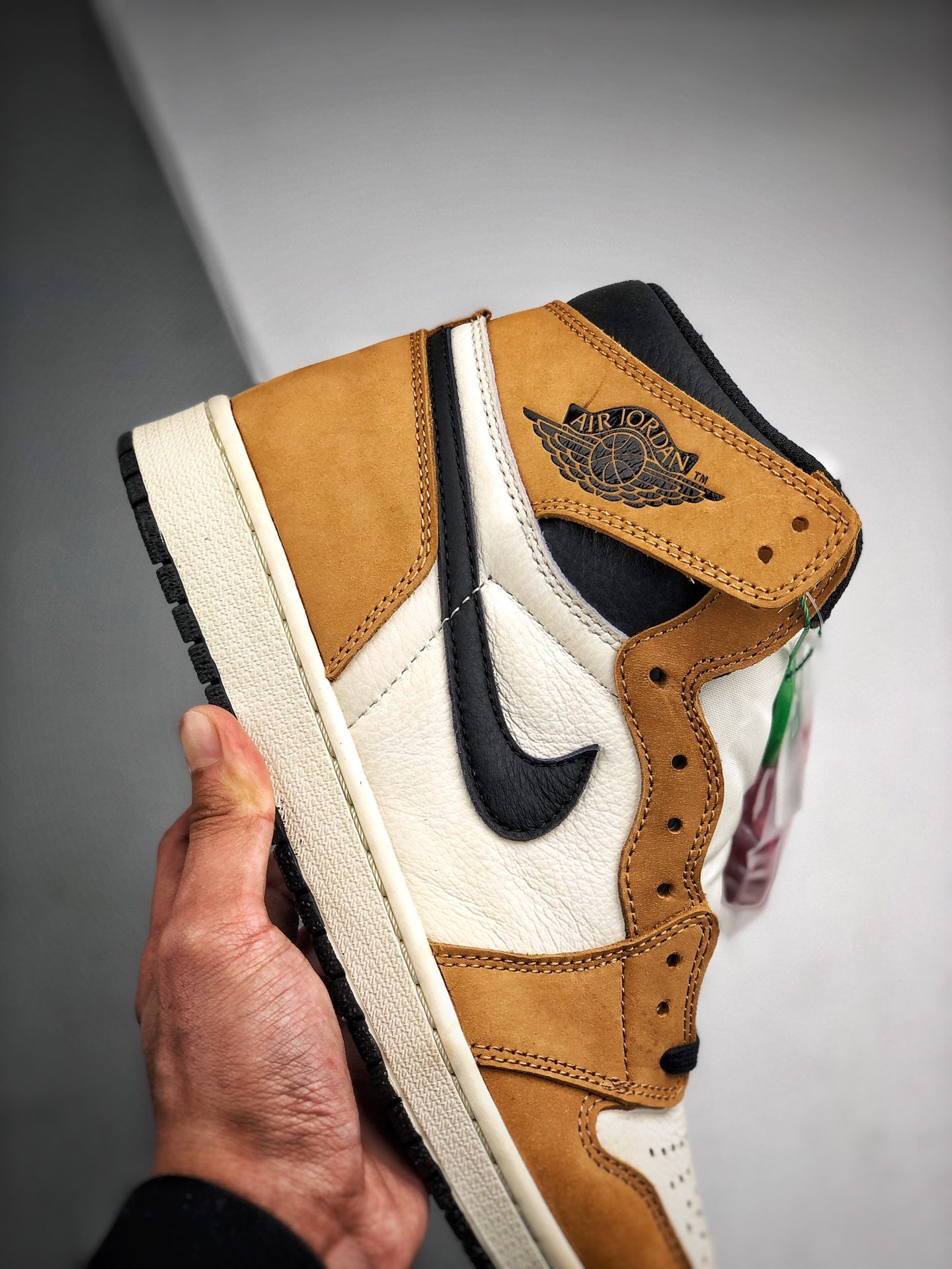 Air Jordan 1 Retro High “Rookie Of The Year”