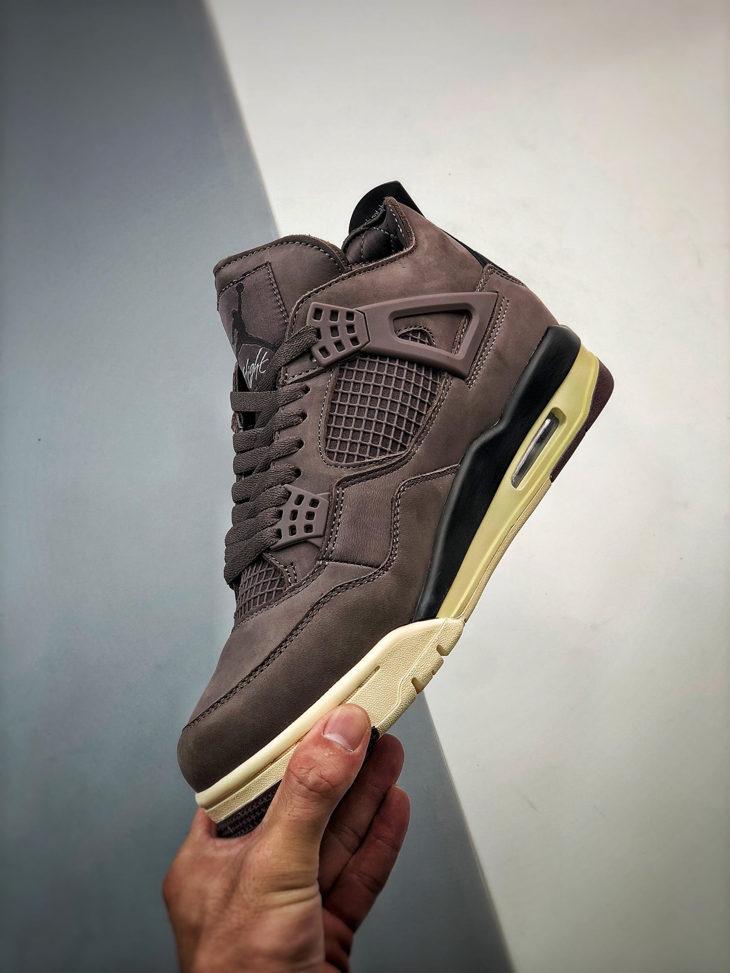 Air Jordan 4 Retro "A Ma Maniére Violet Ore"