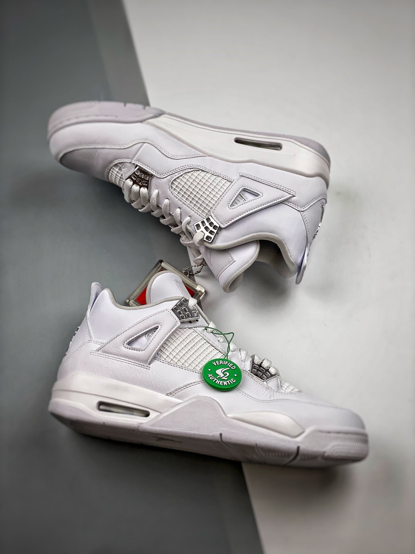 Air Jordan 4 Retro "Pure Money"