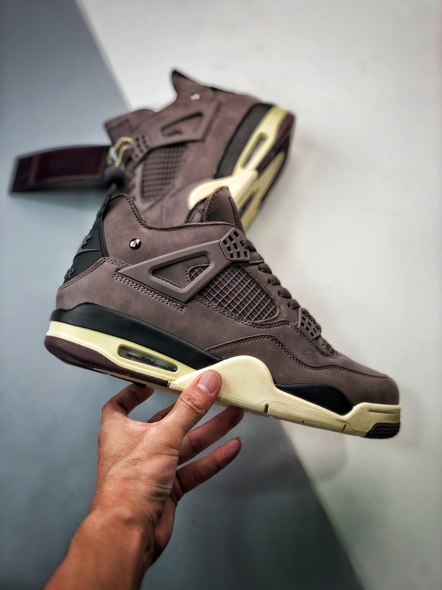 Air Jordan 4 Retro "A Ma Maniére Violet Ore"