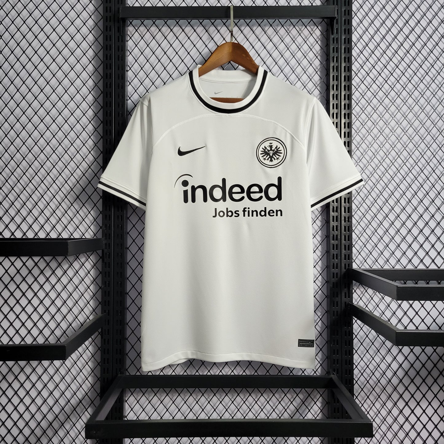 Camisa Eintracht Frankfurt 1 - 2022/23