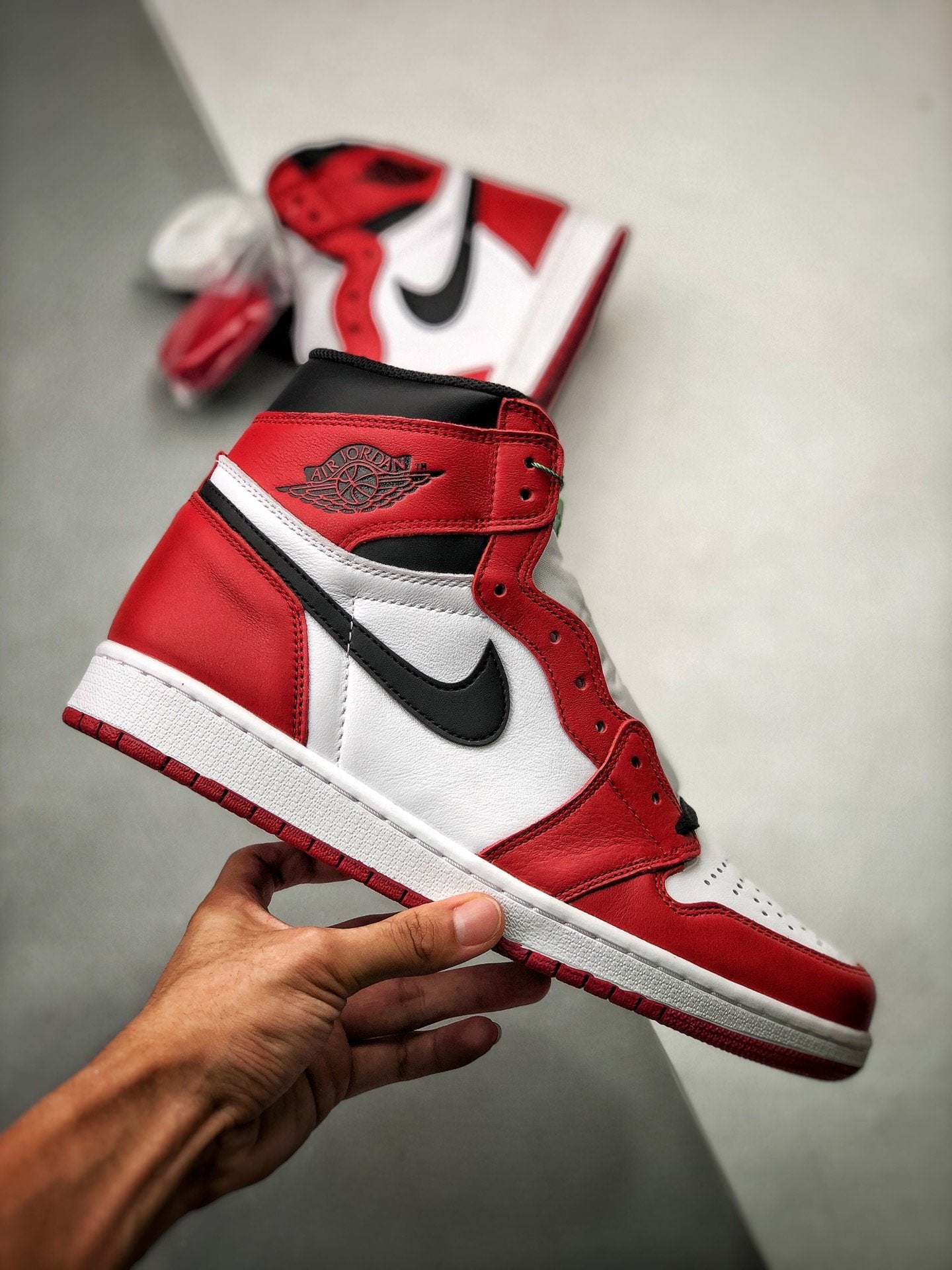 Air Jordan 1 Retro High “Chicago”