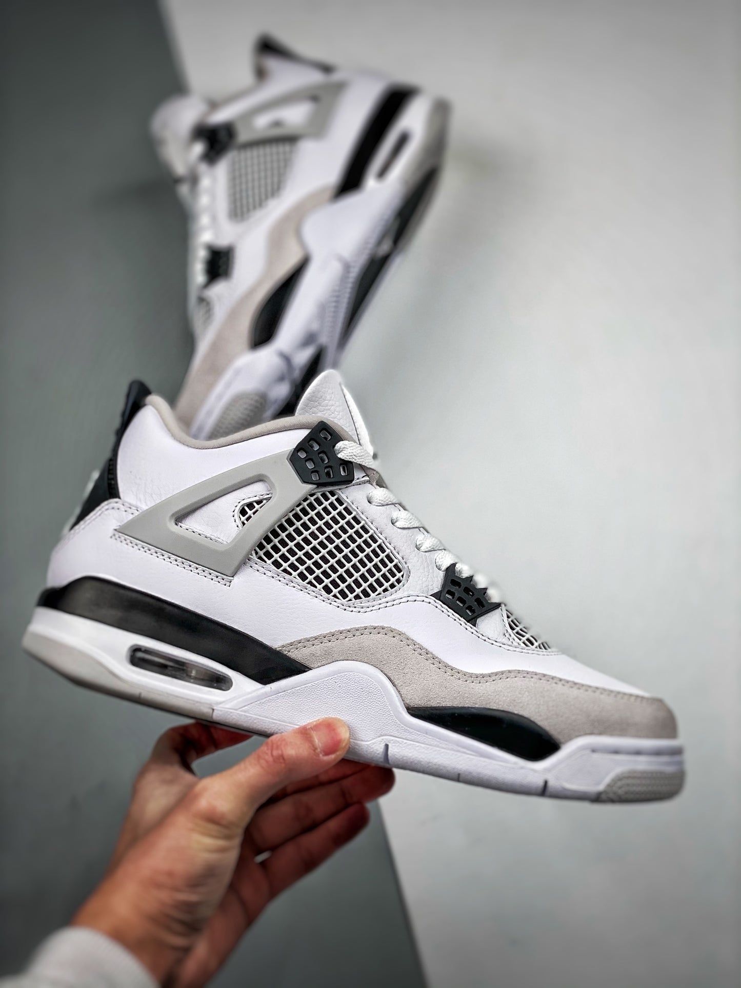 Air Jordan 4 Retro "Military Black"