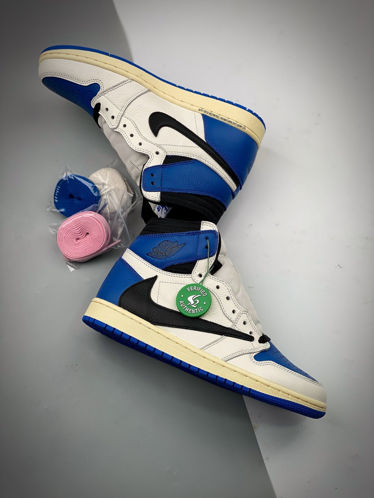 Travis Scott x  Fragment x Air Jordan 1 High "Military Blue"