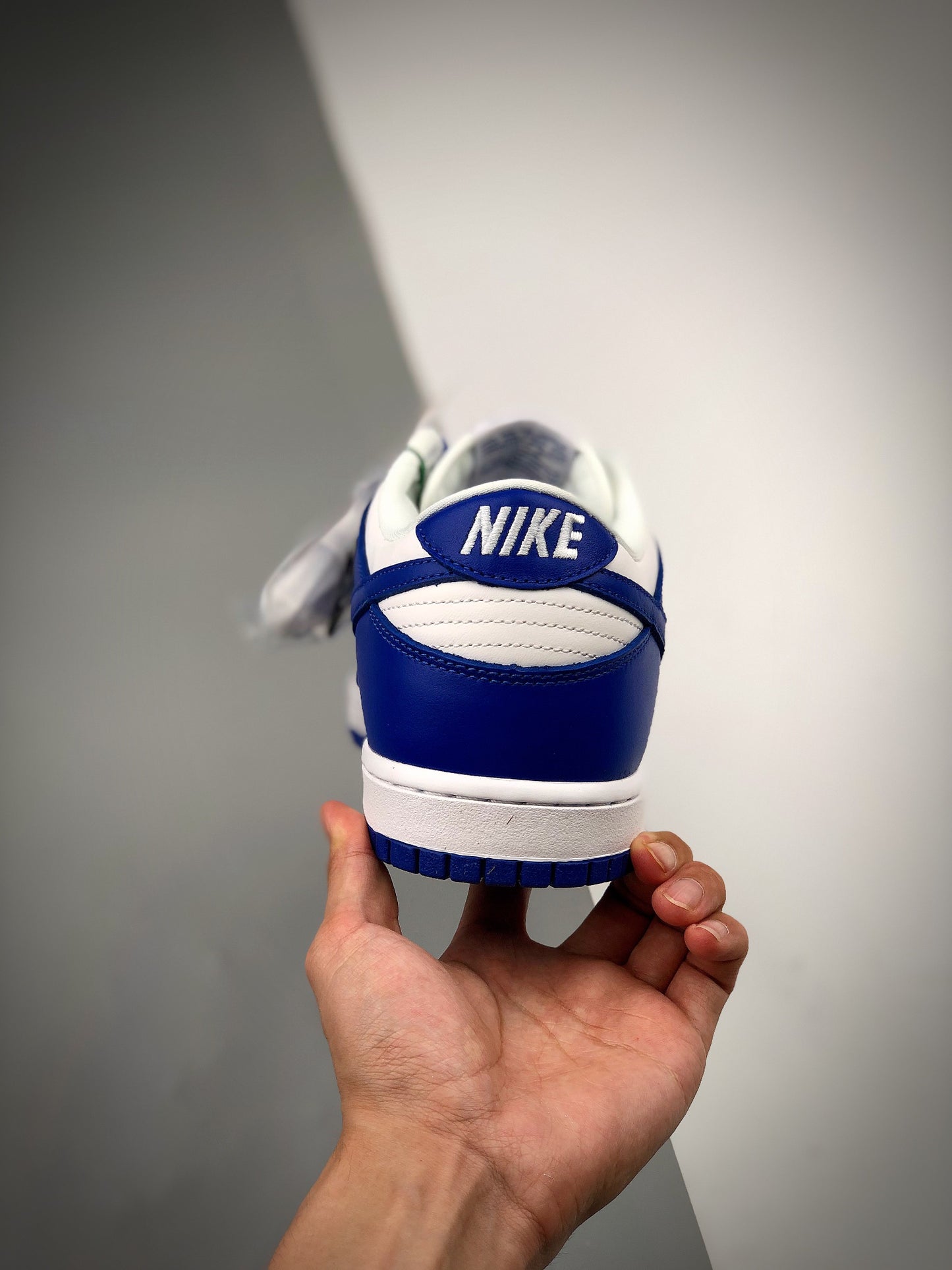 Nike Dunk Low Retro 'Kentucky'