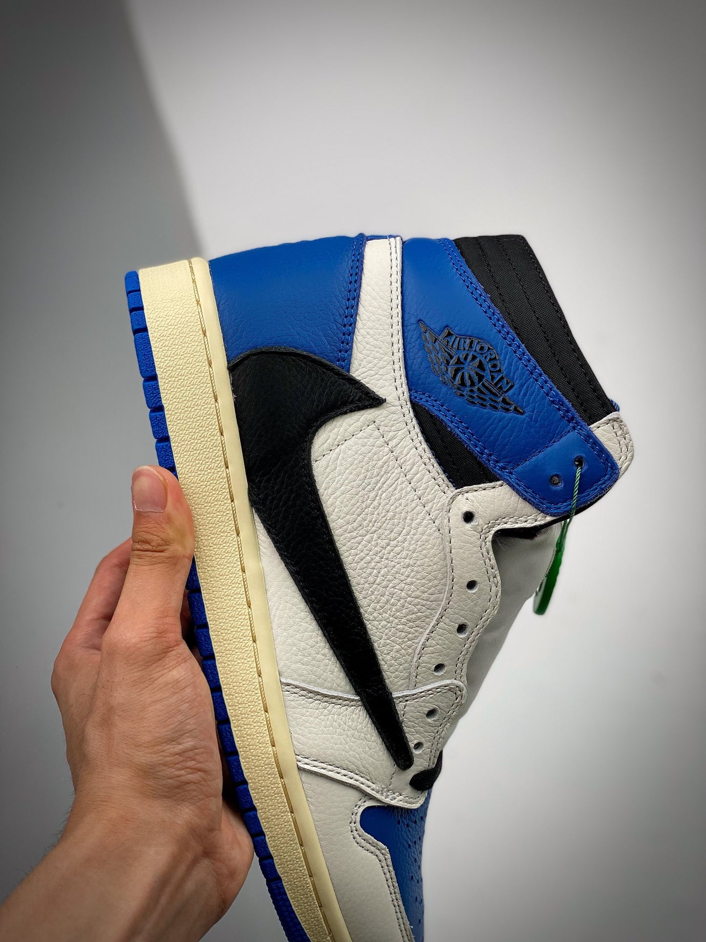 Travis Scott x  Fragment x Air Jordan 1 High "Military Blue"