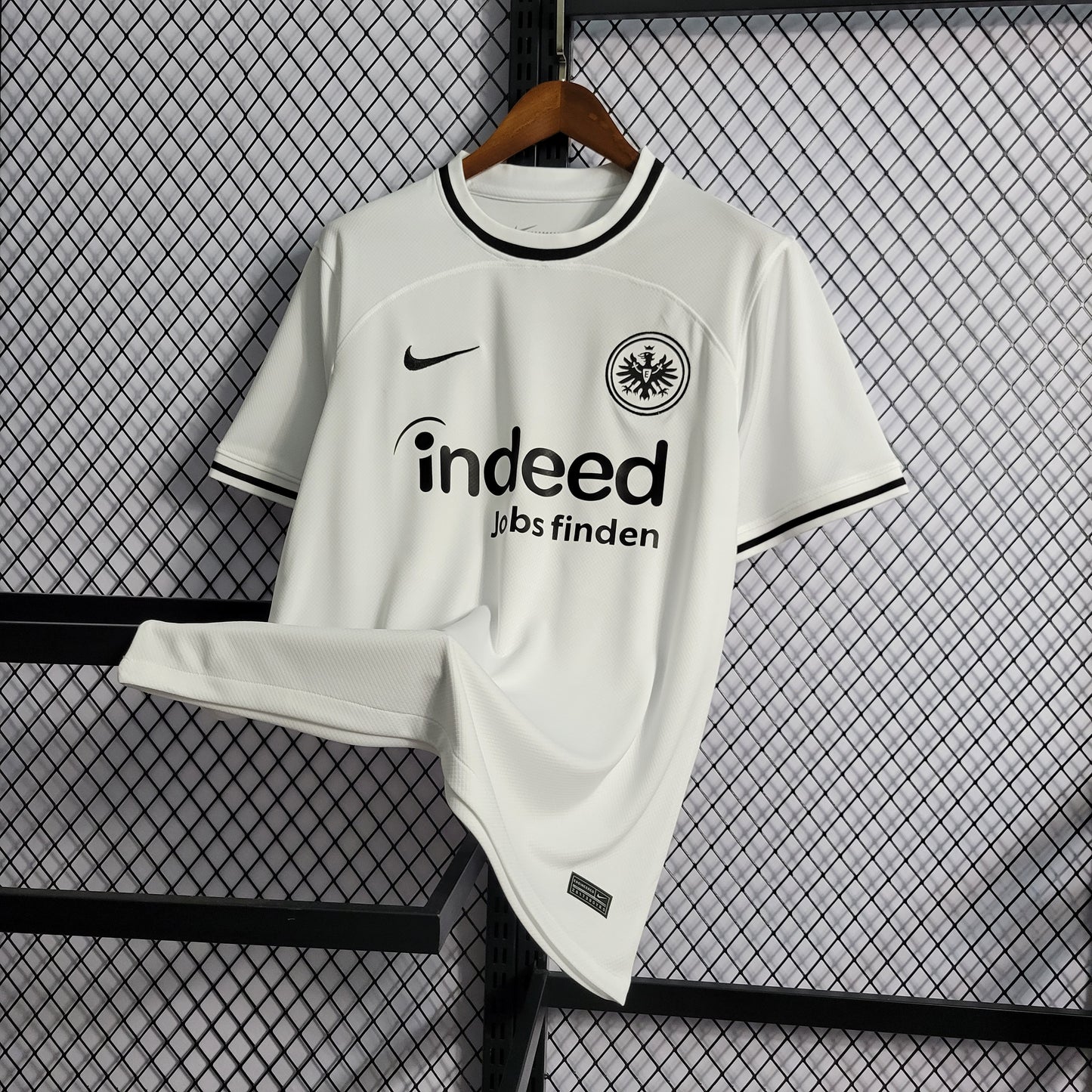 Camisa Eintracht Frankfurt 1 - 2022/23