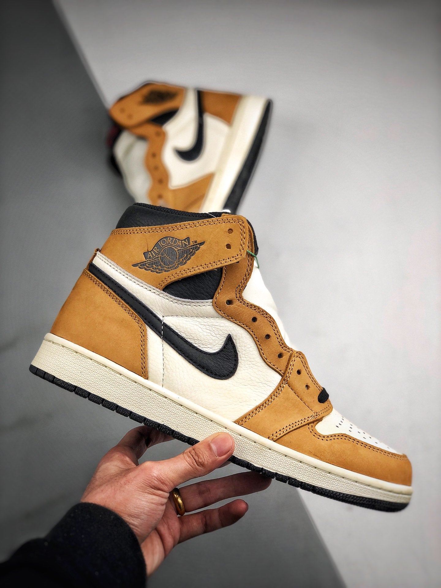 Air Jordan 1 Retro High “Rookie Of The Year”