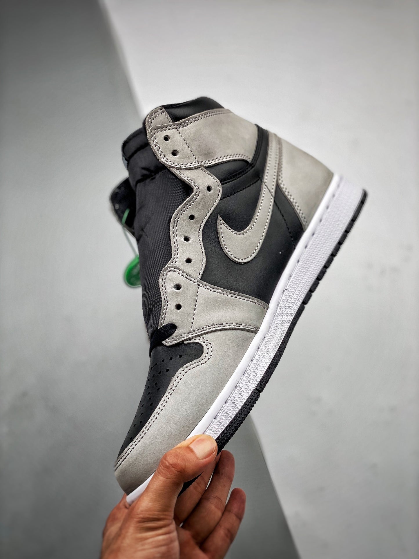 Air Jordan 1 Retro High "Shadow" 2.0